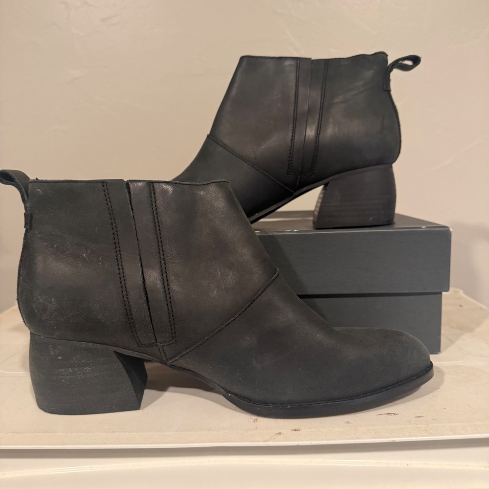 TOMS Marina Ankle Boots Womens 9 Black Excellent Leather‎ Block Heel Booties